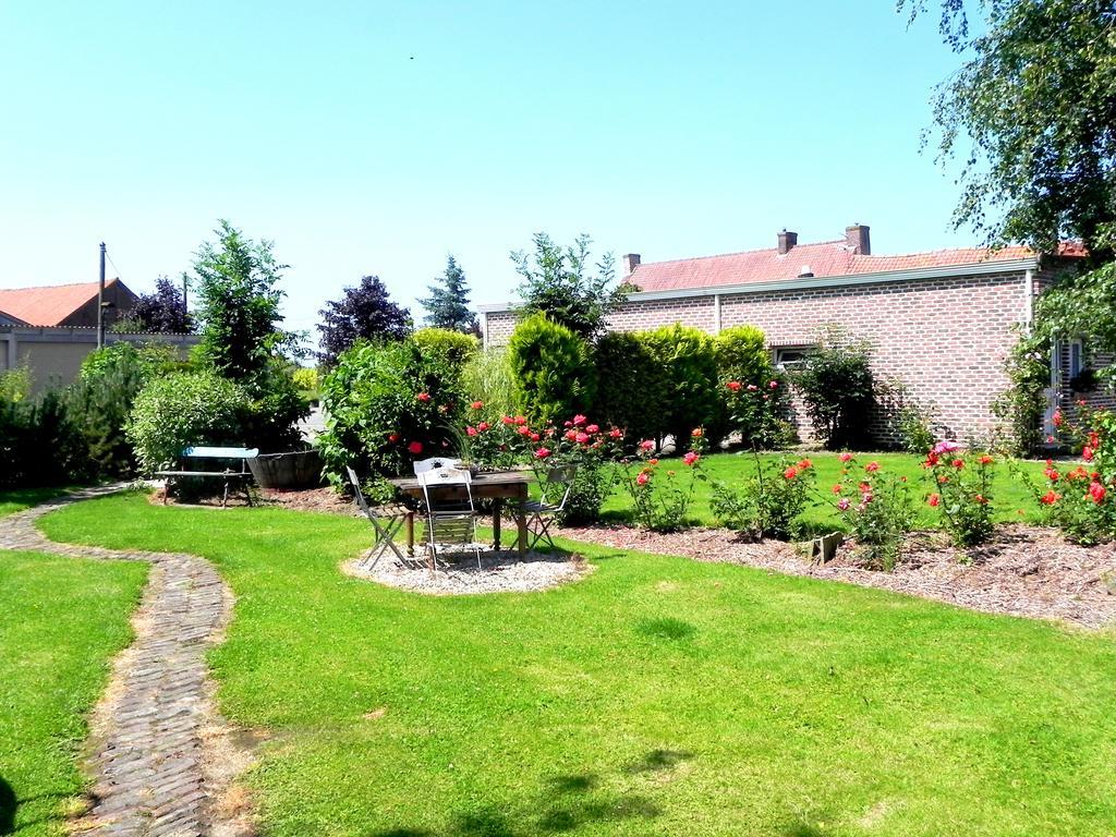 Bed and Breakfast Les Charmilles Hazebrouck Zewnętrze zdjęcie